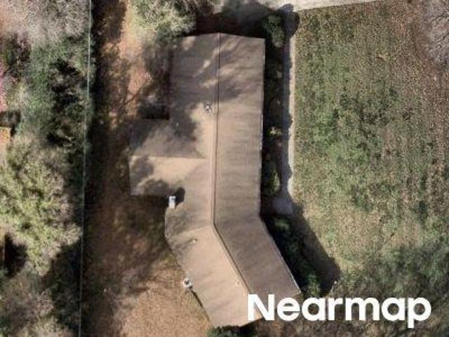 Hickory Tree Ln