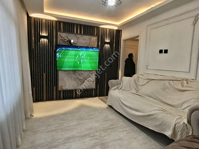 Hicret Gayrimenkul Çınar 2+1 100 M2 Geniş Ferah Kullanışlı Daire