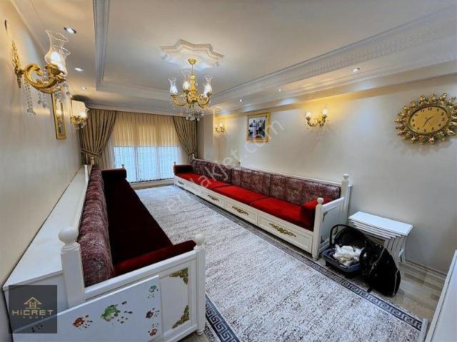 Hicret'den 50.yıl Mh. 5+2 240 M2 Tramvay'a Yakın Lüks Dubleks