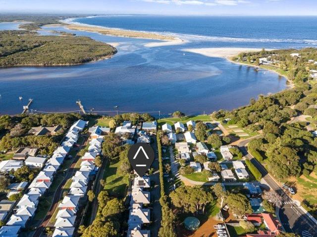 Hidden Gem in an Unbeatable Riverside Location