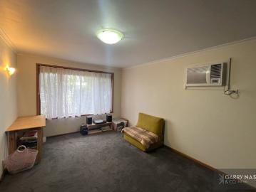 HIDDEN GEM JUST MINUTES FROM THE CBD