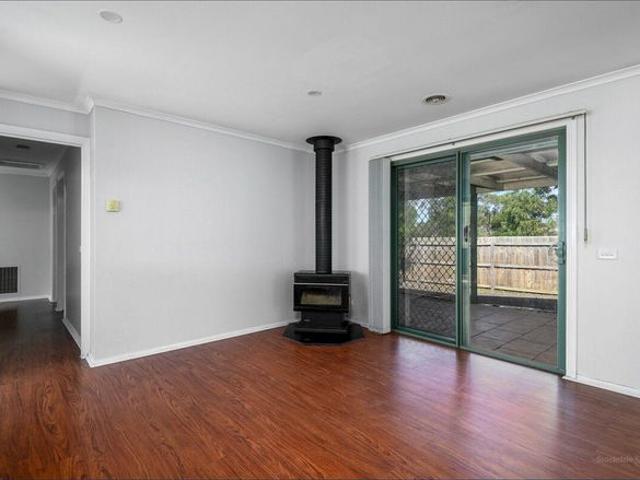 Hidden gem 1/4 acre!