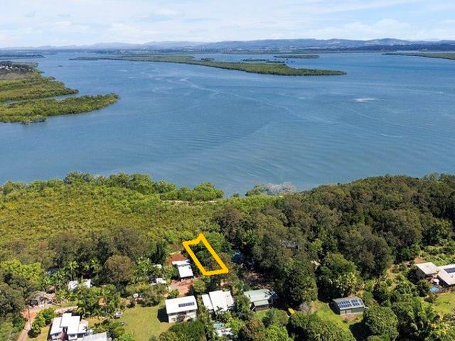 Hidden Island Gem