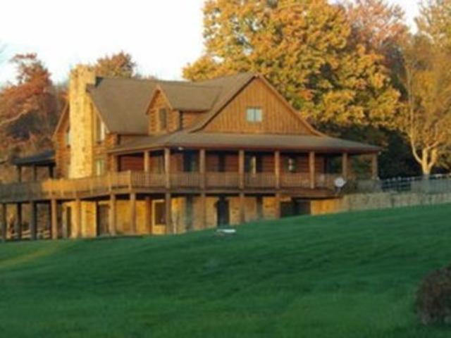 Hidden Meadow Ln