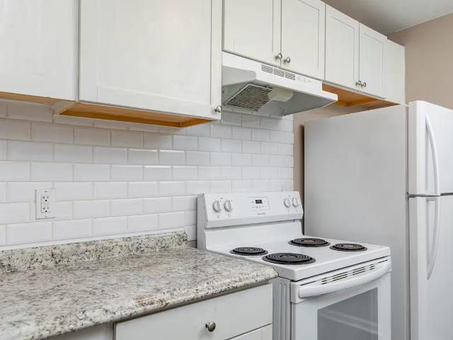 Hidden Pines 2 Bedroom Apartment for Rent at 3200 Cushman Cir Sw, Atlanta, GA 30311