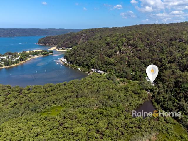Private Weekender Surrounded by National Park Boat Access Only