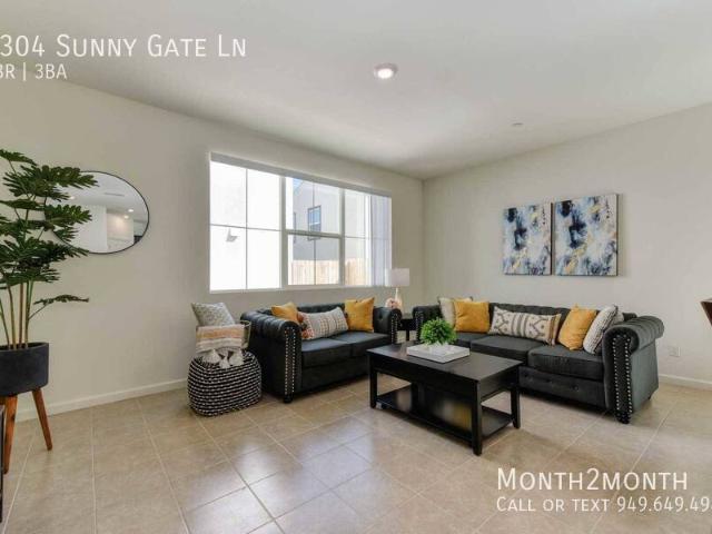 Hideaway on Sunny Gate Ln