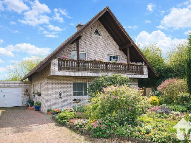 Hier beginnt Dein neues Kapitel – Haus mit Garten, Wintergarten & Balkon