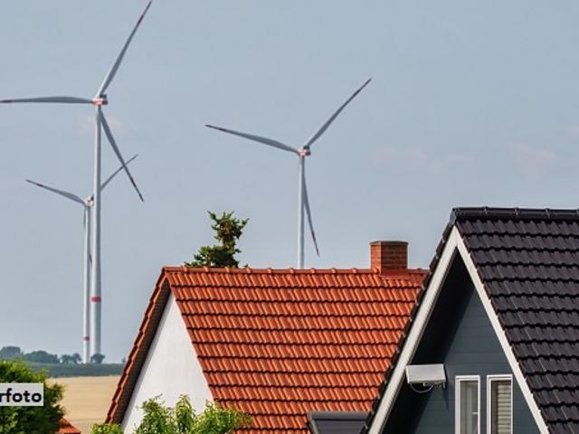 Hier fehlt die Hand eines Handwerkers: Einfamilienhaus mit Anbau