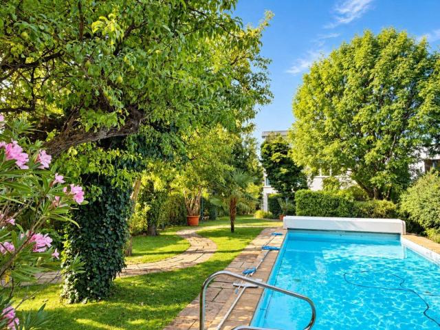 Hier hat Familienglück Platz! 3 durchdachte Wohnebenen, Traumgarten, Pool & Poolhaus | ZELLMANN IMMOBILIEN