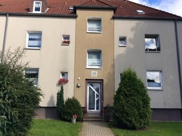 Hier lässt es sich aushalten: günstige 2 Zi. DG