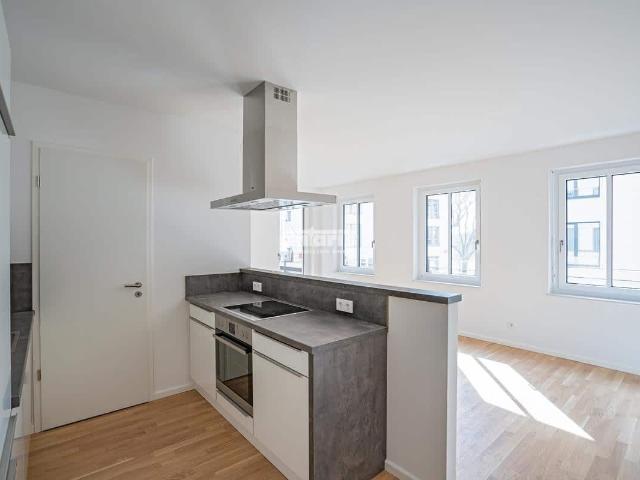 Hier lebt es sich gut! 2,5 Zimmer Wohnung mit EBK & Loggia im Zentrum!