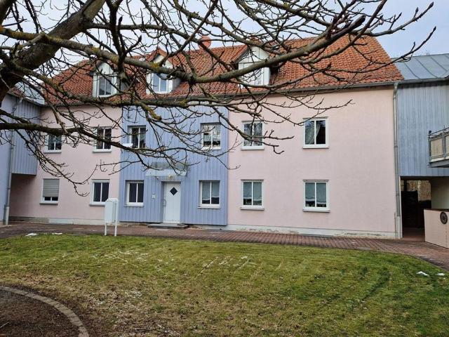 Hier stimmt die Leistung. Ruhige 2 Zimmerwohnung im 2.OG mit Badewanne in südlicher, idyllischer Stadtrandlage von Gera