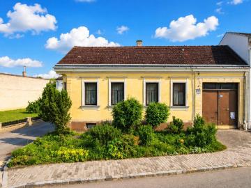 Hier wartet Ihr zukünftiges Wohnjuwel auf den letzten Feinschliff | 943 m² Grund | € 182.500