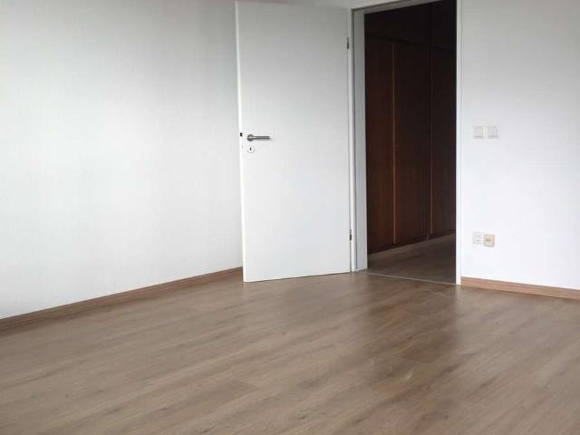 Hier wird aktuell noch renoviert* 1 Zimmer Wohnung mit Balkon und separater Küche