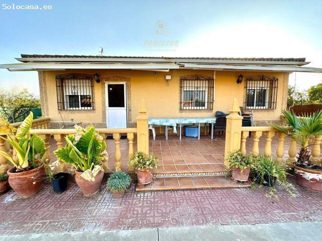 HIGUERÓN ! CASA CON TERRENO