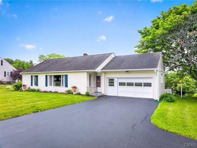 Higby Rd, New Hartford, Home For Sale