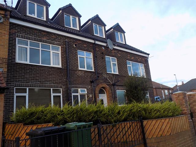 High Moor Crescent Leeds | LS17