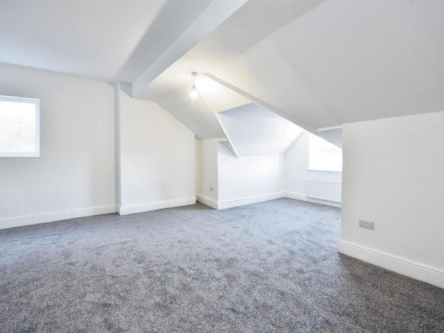 High Bank, Manchester M18, Studio to rent, £825 pcm | PrimeLocation