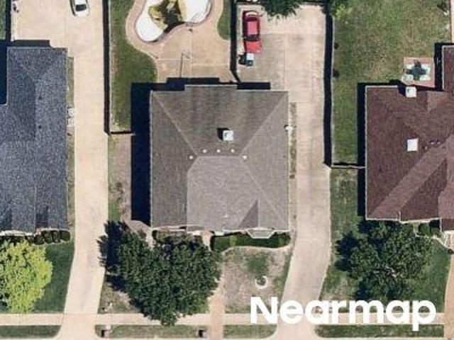 High Bluff Dr