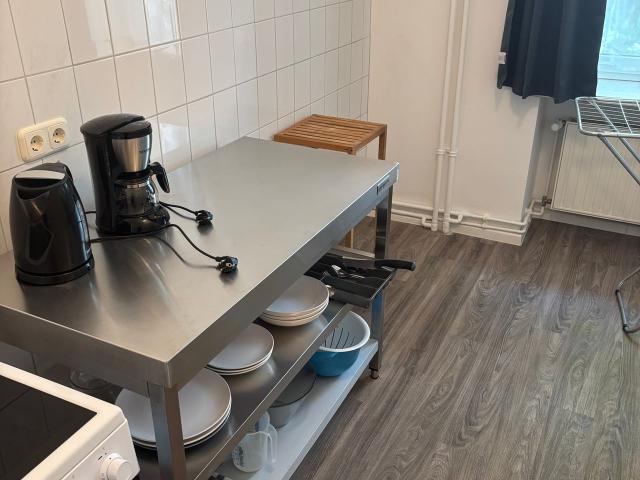 High celling flat right on the river in Mitte/Gesundbrunnen with loggia, Berlin Amsterdam Apartments for Rent