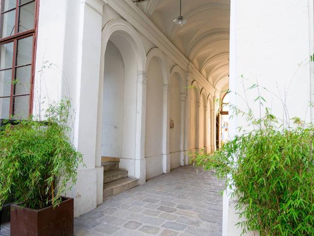 High class furnished flat in 7th district of Vienna, near Volkstheater