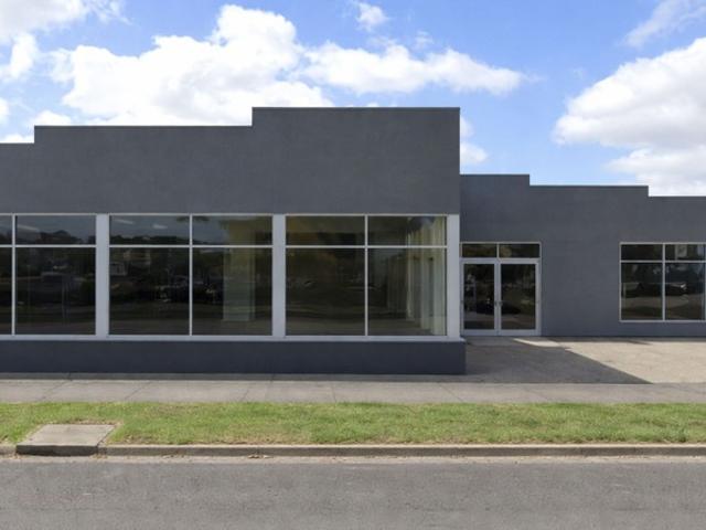 UNDER OFFER 4 Peace Avenue Warragul