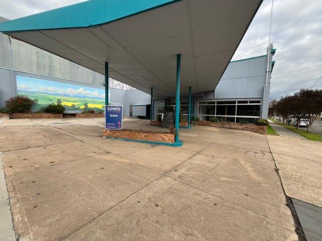High Exposure Commercial Property