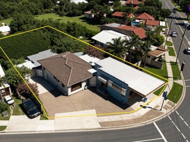High Exposure Freehold with Residence | 1,295sqm Corner Site | Outstanding Business Opportunity