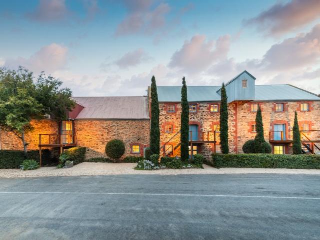 High End Accommodation Opportunity with Significant Upside