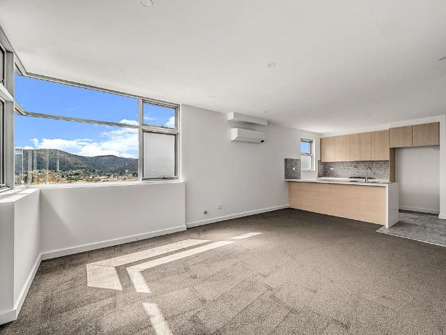 HIGH END APARTMENT