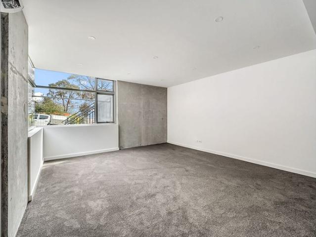 HIGH END APARTMENT