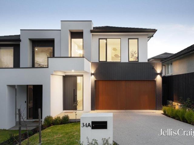 High end family luxury with no common land