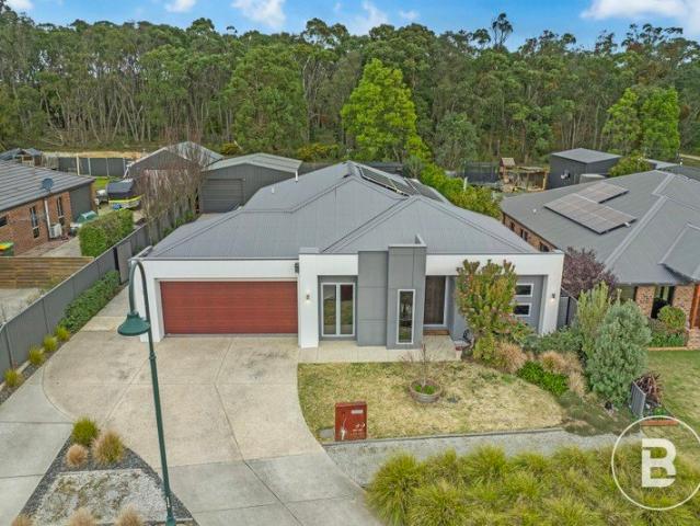 HIGH END HOME WITH REAR ACCESS AND SIDE ACCESS TO BIG SHED