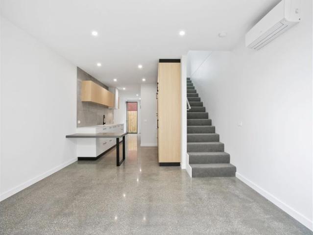 High end, Luxurious, two bedoom apartment