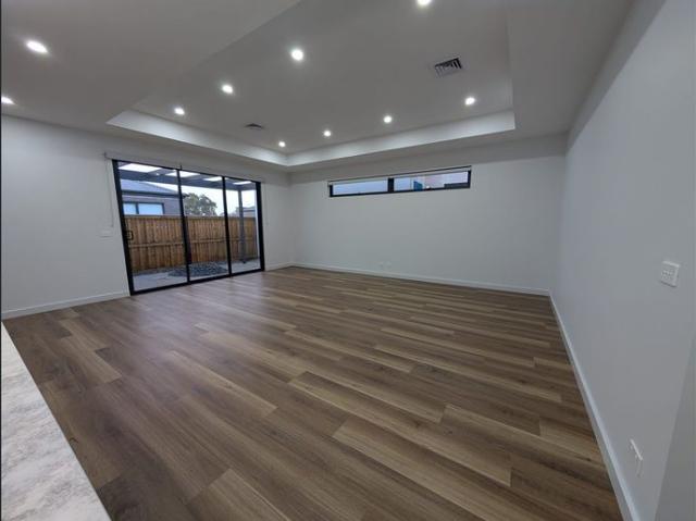 High End Luxury | 4 Bedrooms | Study