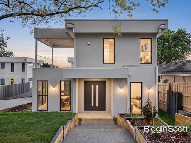 HIGH END LUXURY WITH INTERNAL LIFT!
