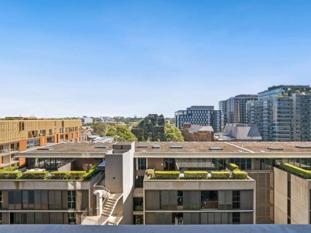 High Floor One Bedroom in Iconic 'The Mark'