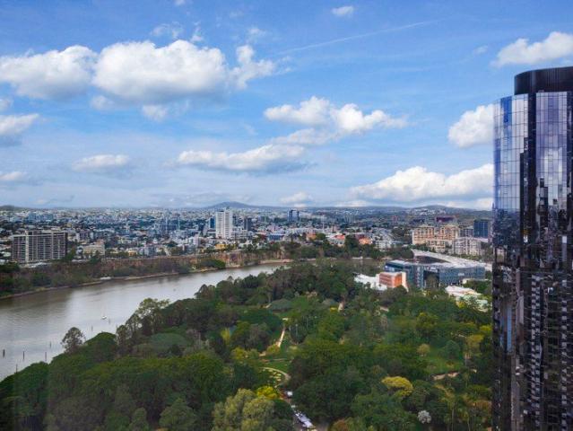 High Floor City Living with Stunning Views in the Heart of Brisbane CBD