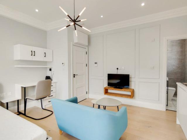 High Floor Studio
