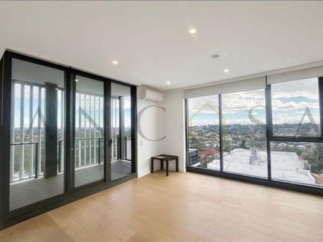 High Floor Unit with Appliances Ready to Move In
