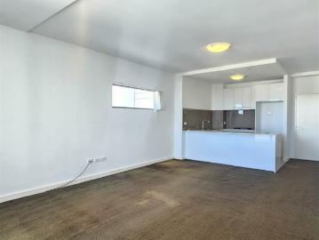 High Floor View, Private & Quiet Elegant Home