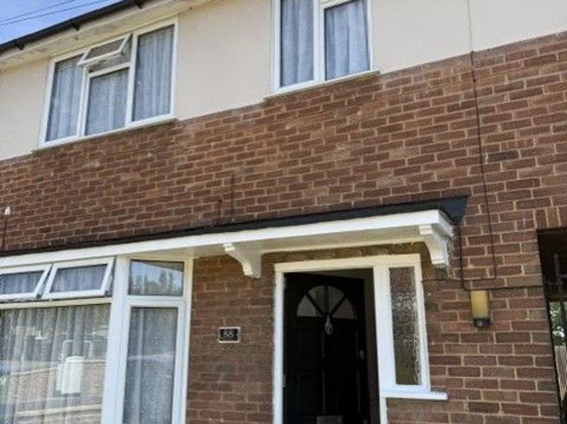 High Grove, London, London SE18, 3 bed terraced house to rent, £2,000 pcm | PrimeLocation