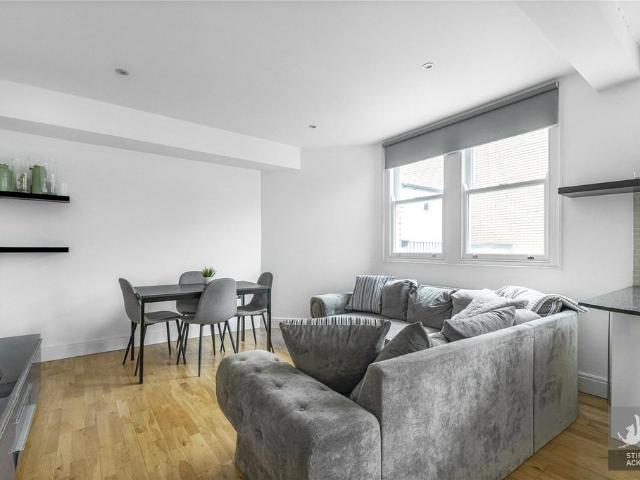 High Holborn, London, WC1V 3 bed apartment to rent £6,000 pcm £1,385 pw