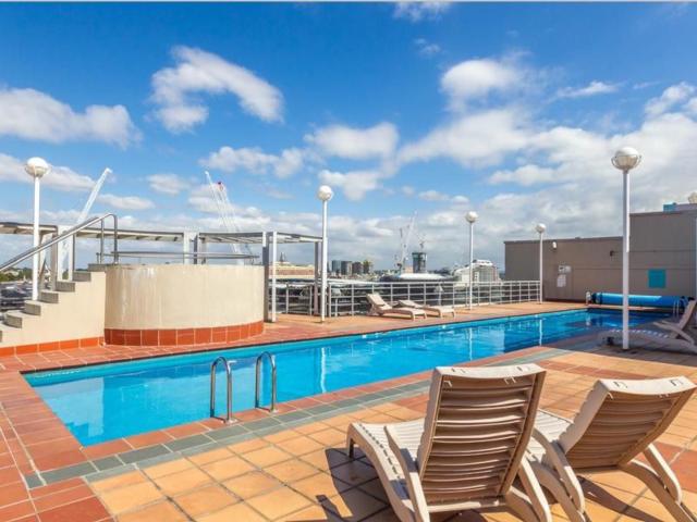 HIGH LEVEL CITY LIVING | RESORT STYLE FACILITIES