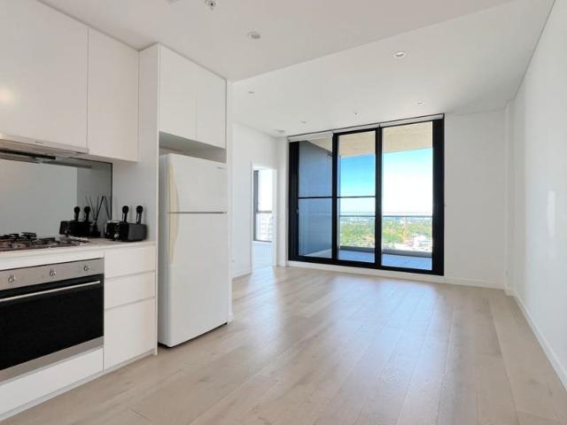 High Level Living in the Heart of Epping