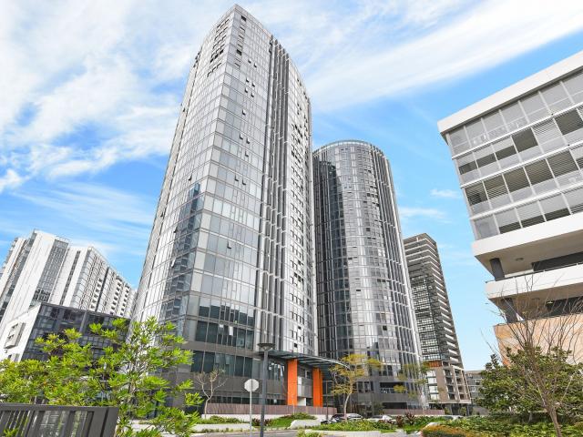 HIGH LEVEL 2 Bedroom Apartment! Enquire Now!