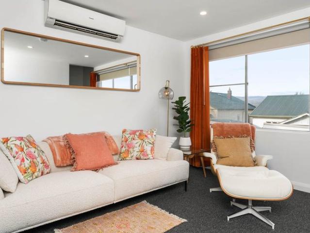 High Life Town Home in East Launceston Fully Furnished & Equipped for Living
