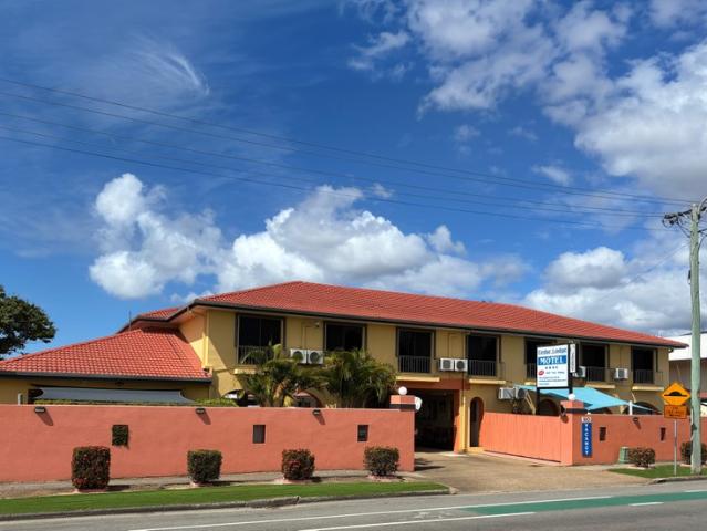 High performing motel strategically positioned in NQ's leading economic region | Resort Brokers ID: LH009328