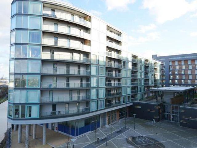 High Point Village, 3 bed flat to rent £2,200 pcm £508 pw